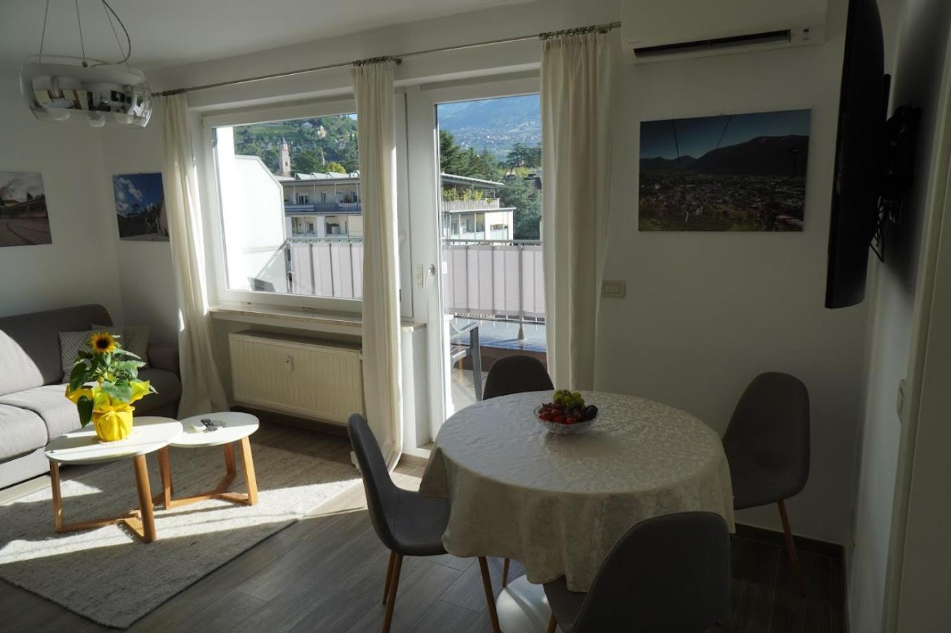 Apartment Roma Merano Esterno foto